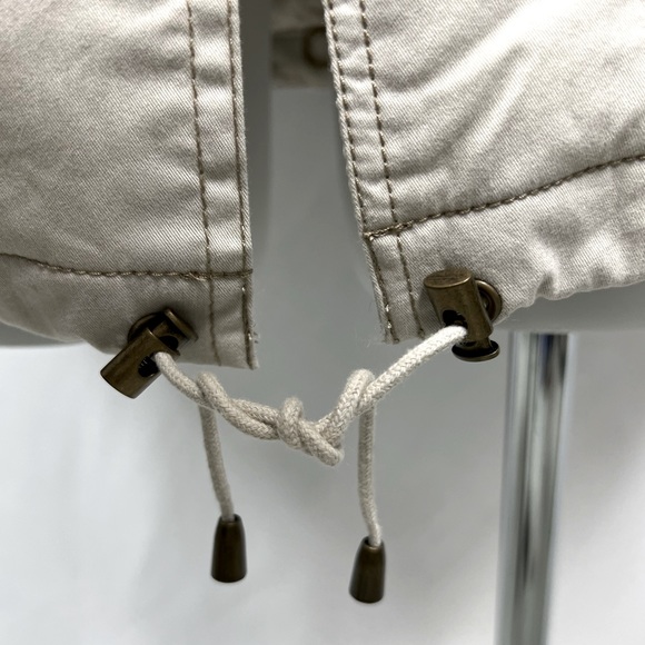 NWT Tommy Hilfiger Mid weight Short Trench type Coat with detachable Hood - Picture 10 of 10